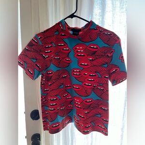 NOOWORKS Mouths Crop Top new.